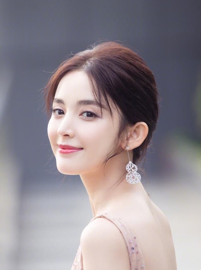 明星写真古力娜扎