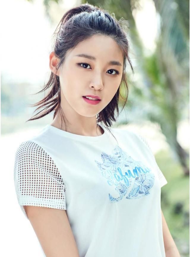 美少女金雪炫最新生活照