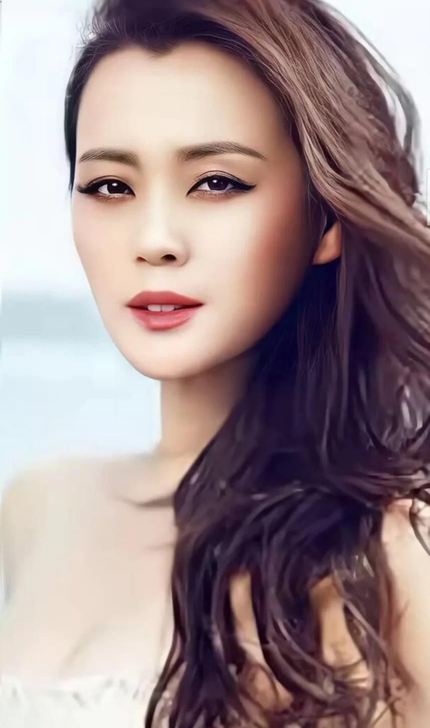 梁爱琪高清魅力写真优雅迷人