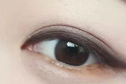 好看的眼型有哪些,杏仁眼经典美丽,你是什么眼型呢?|丹凤眼|柳叶|桃花运|倪妮|单眼皮_新浪新闻