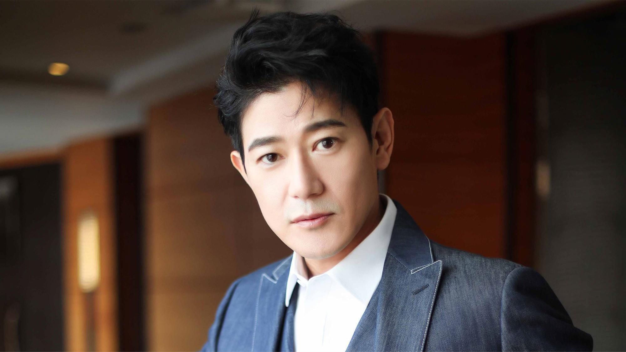 矢野浩二发文盼回中国拍戏,坚持让女儿入中国籍,为何如此爱中国