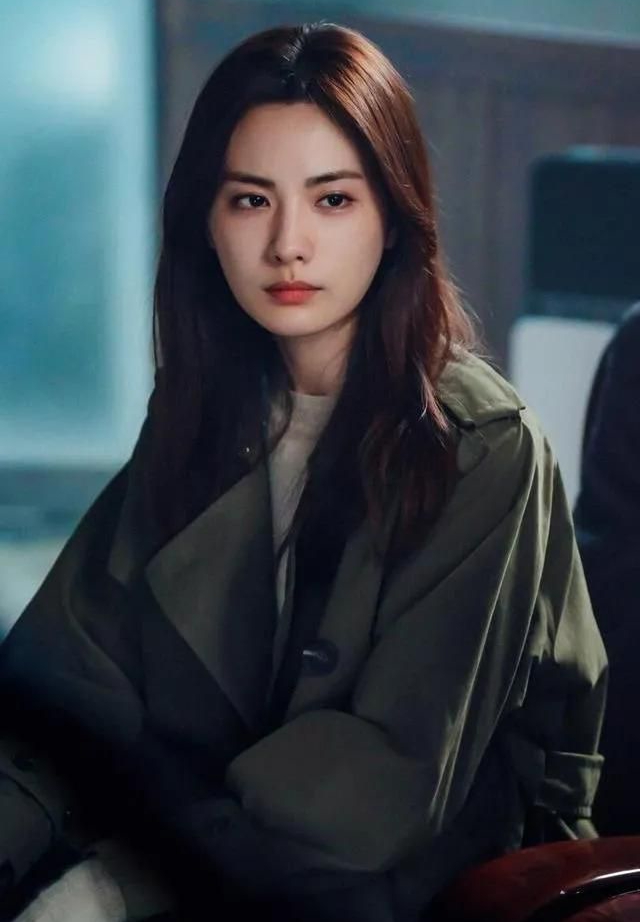 林珍娜美照,美丽动人!__财经头条