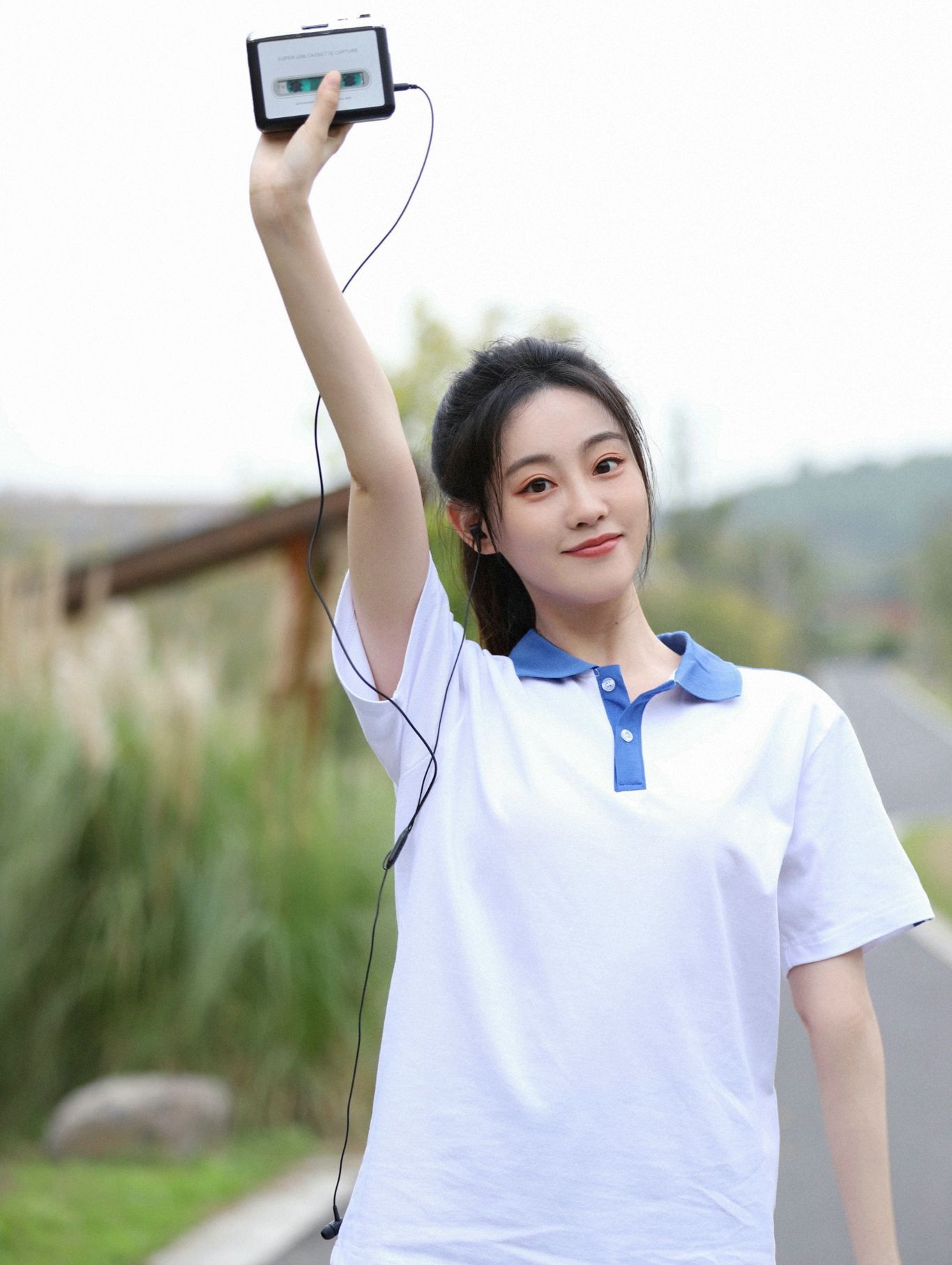 祝绪丹学生校服青春活力写真灵动优雅明艳动人