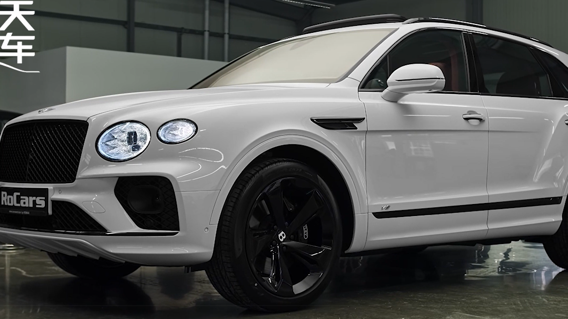 奢华典雅灵活多变的宾利添越bentayga