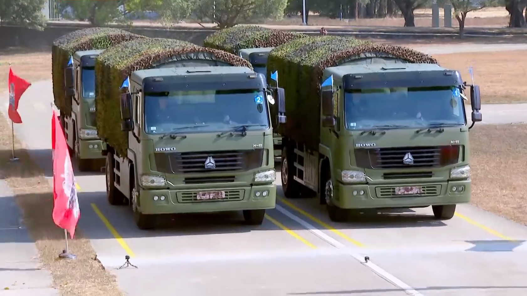 驻香港部队汽车兵的队形变换赏心悦目!