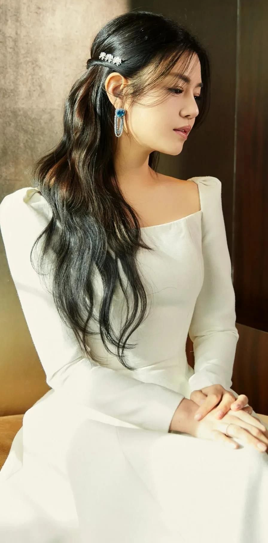 陈妍希明眸善睐俏丽写真,娇俏可人!_高清图集_新浪网