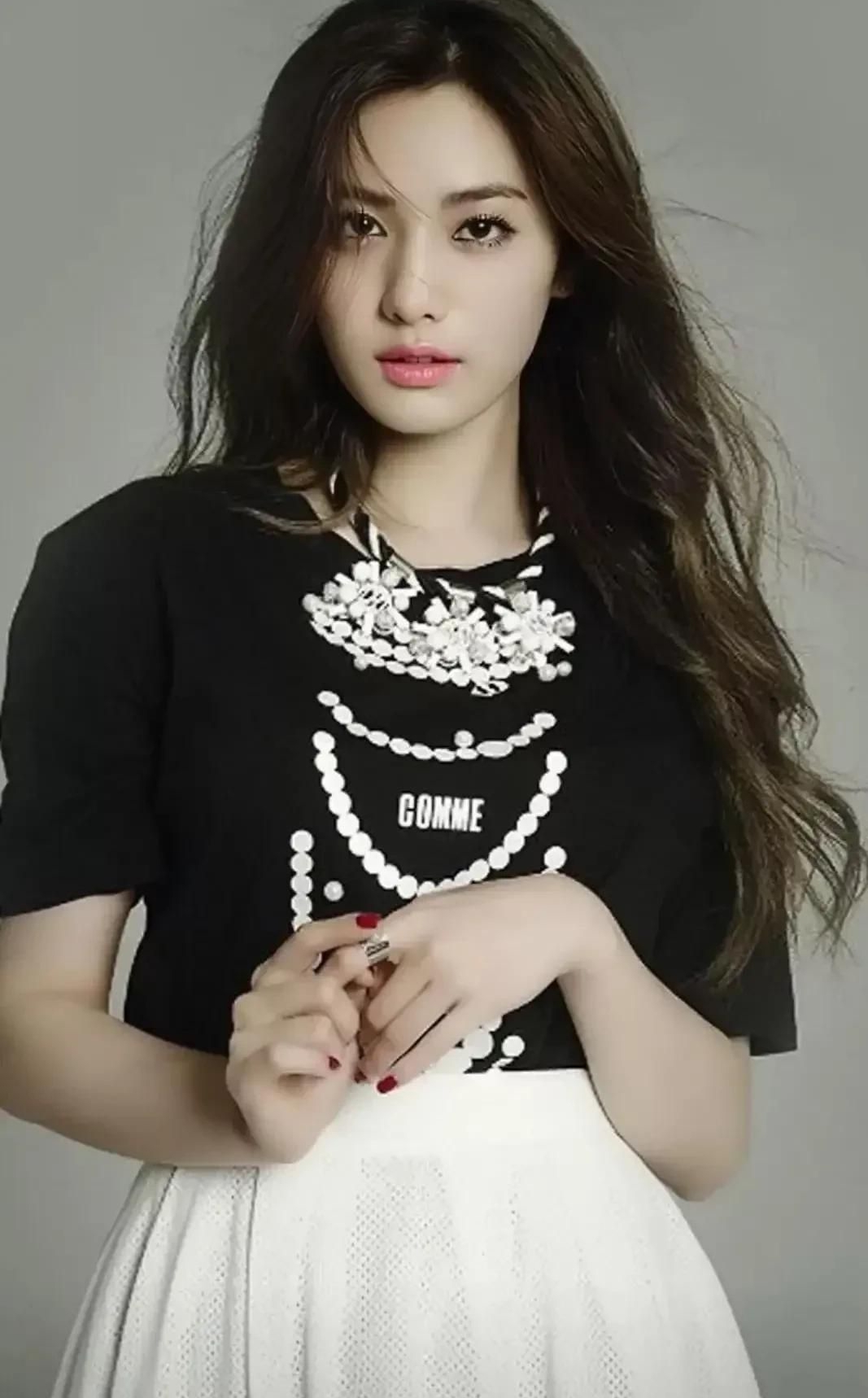 美女林珍娜,美艳动人,温婉秀雅的写真照!_高清图集_新浪网