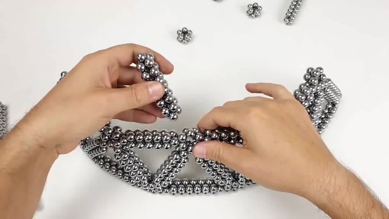 这才是巴克球正确玩法,如此清脆的声音,真是过瘾__财经头条