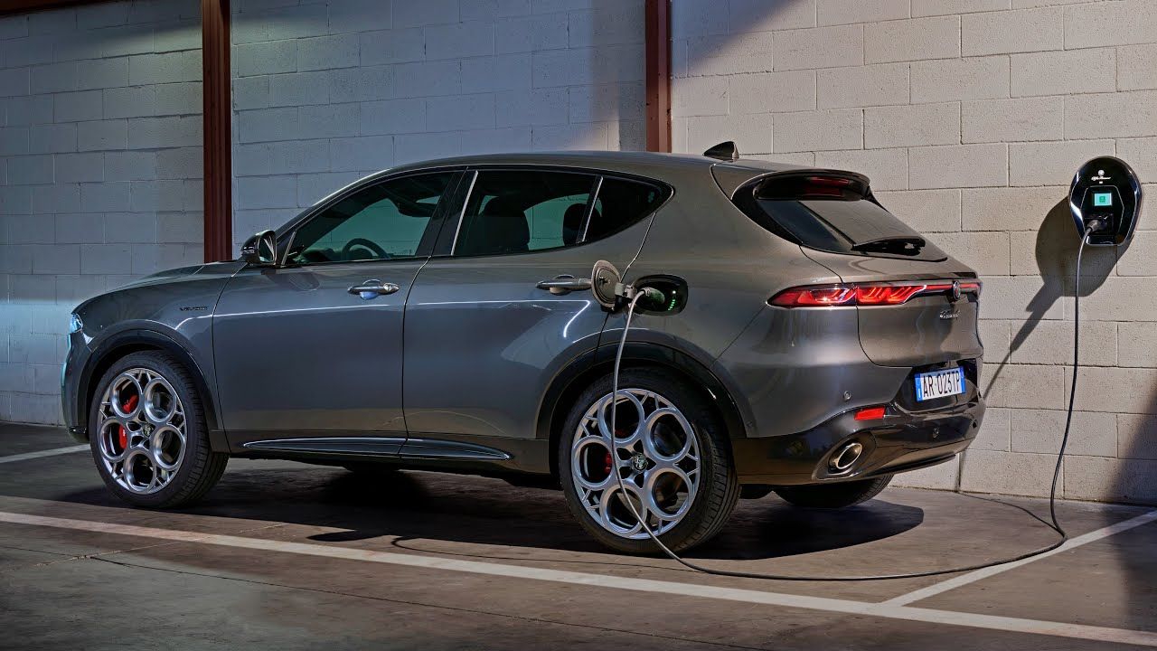 2023款阿尔法罗密欧 tonale phev q4__财经头条