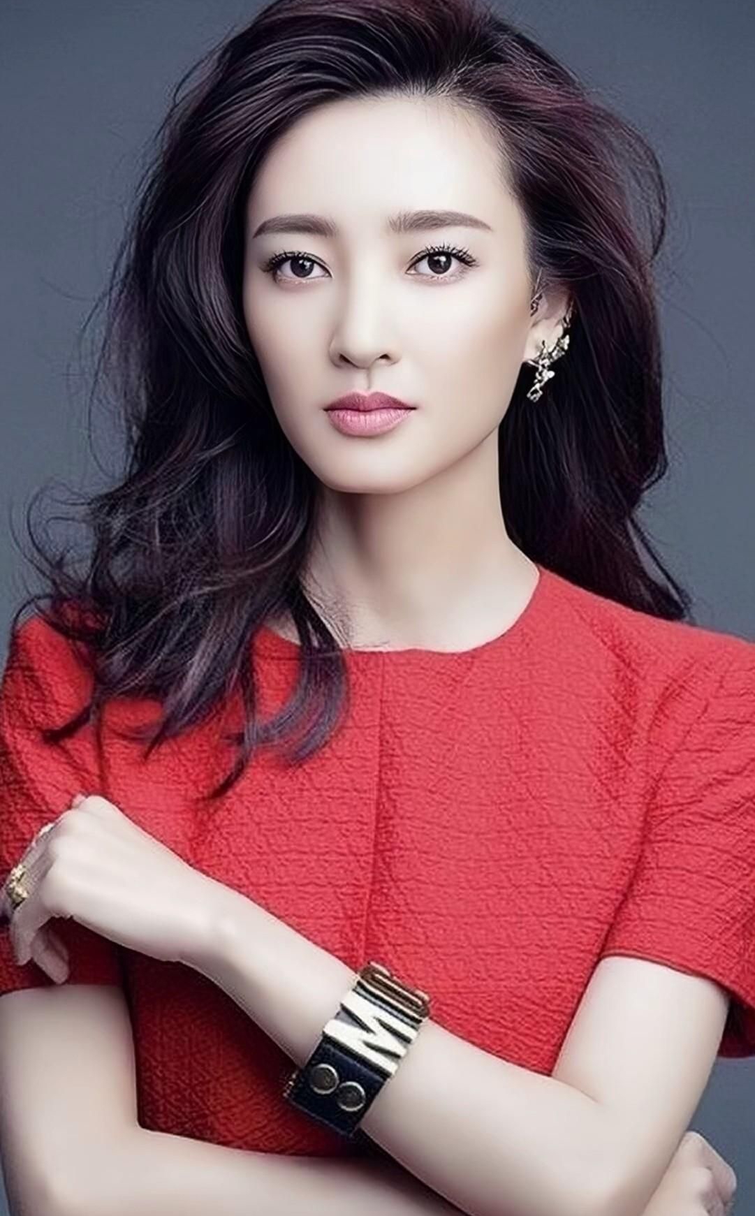 王丽坤高清冷艳美照惊艳迷人