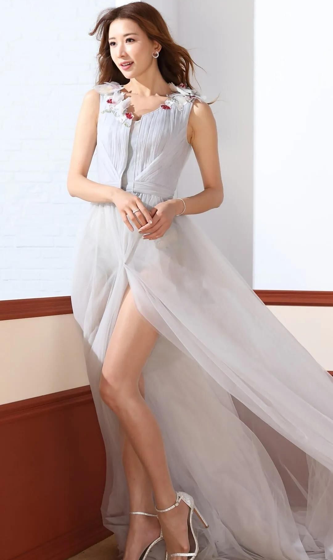 林志玲时尚飒爽美艳写真,美艳动人!_高清图集_新浪网