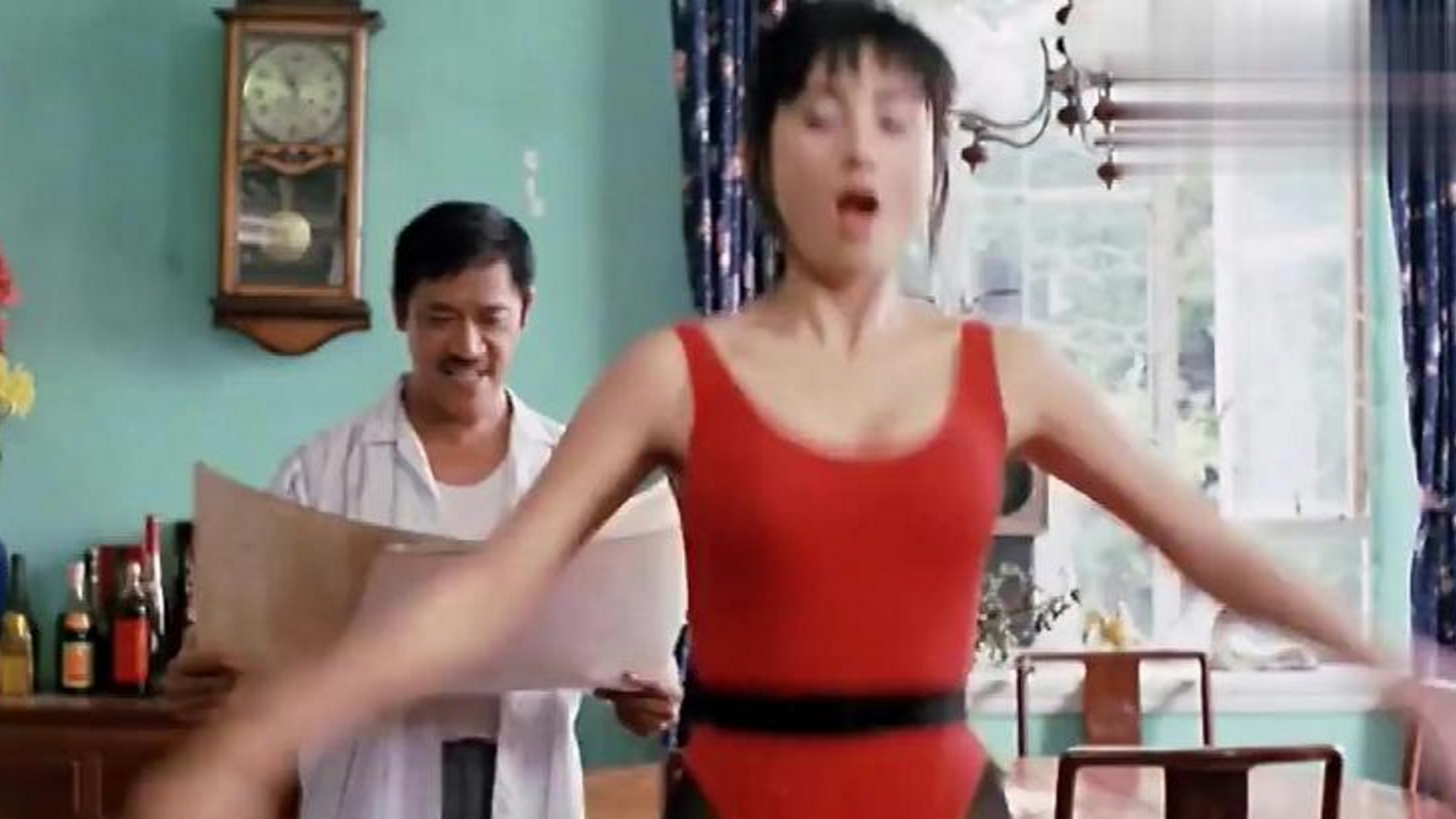 最佳女婿 张敏在那个没有健美裤的年代 将健美裤穿出了美感