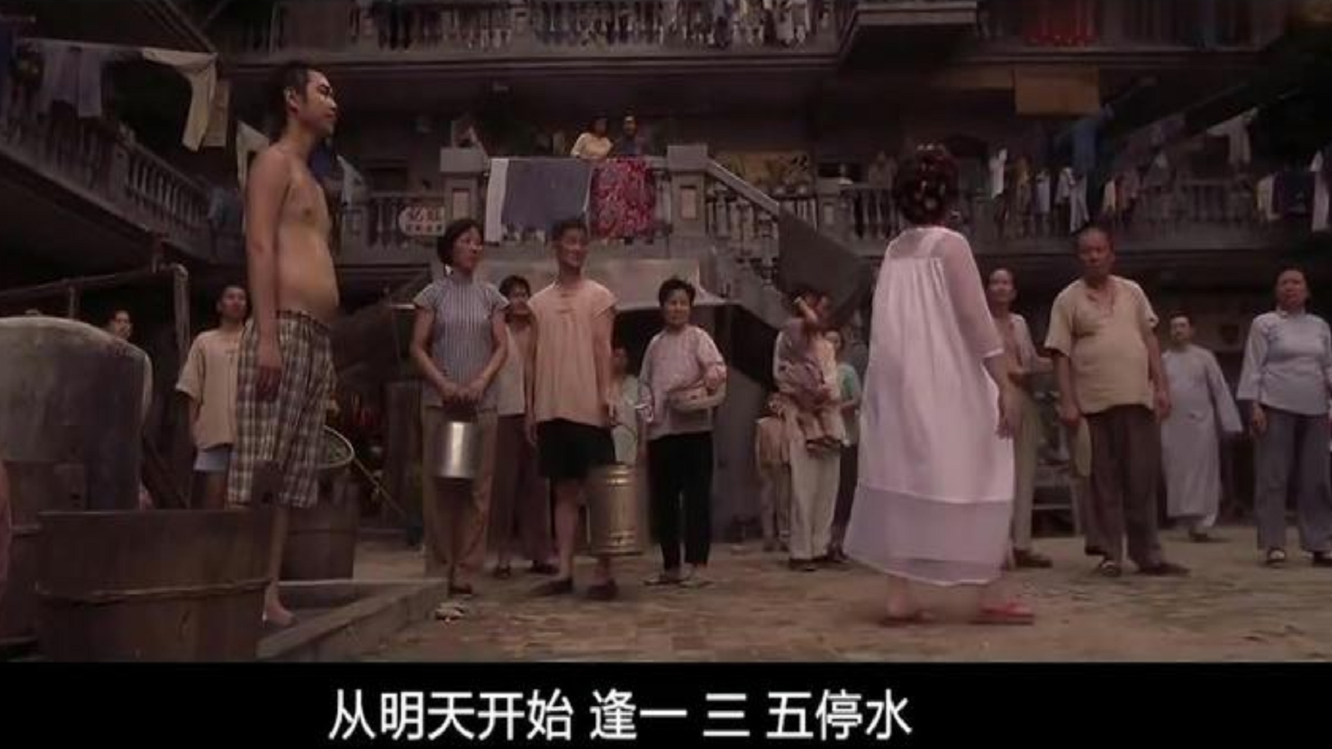 这才叫经典武侠功夫猛片,凶狠打斗干净利落,每一秒都不能错过