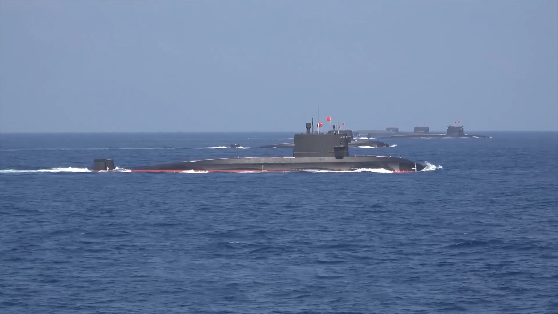 记者带你打卡第一代核动力潜艇长征一号!