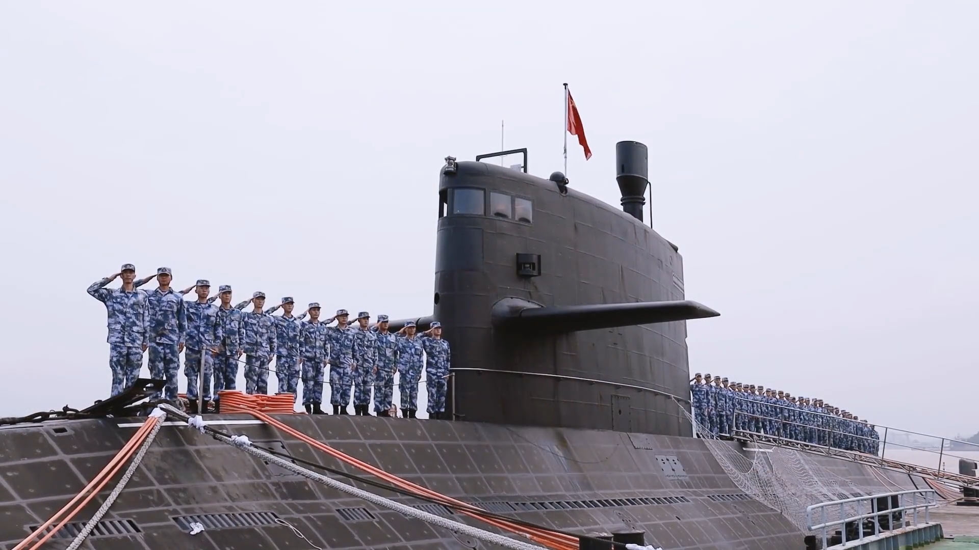 有苦有甜有浪漫,记者带你探访潜艇兵的真实生活!