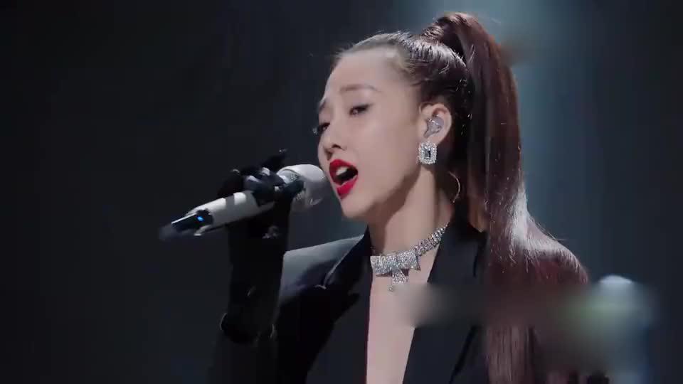 姐姐2:弦子一首《爱存在》,嗓音纯净有穿透力,网友:灵魂歌手