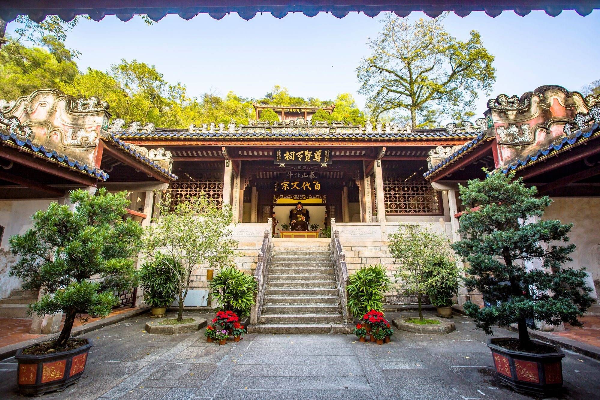 广东潮州韩文公祠，中国第一座纪念韩愈的祠堂，充满了文化气息|潮州市|广东省|潮州韩文公庙碑|橡木|正中_新浪新闻