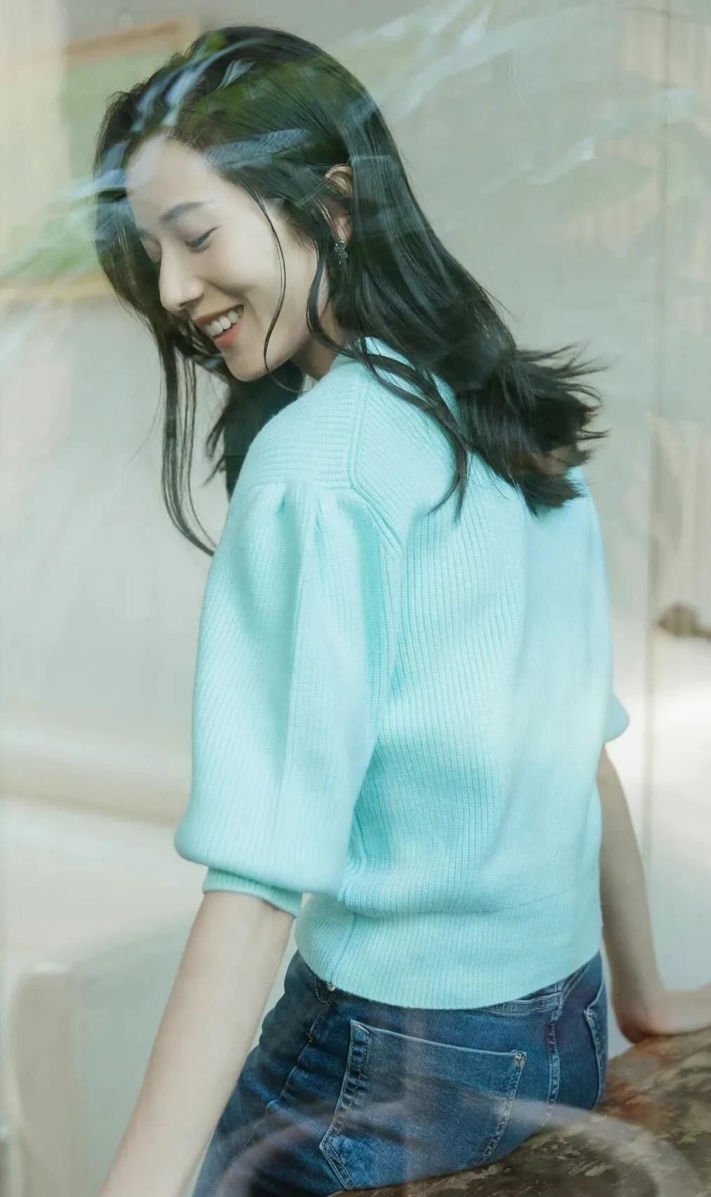 彭杨高清淡雅时尚写真优雅迷人