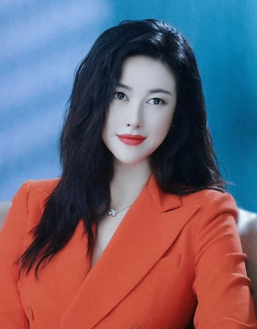 朱珠,美艳动人,气质出众的写真!_高清图集_新浪网