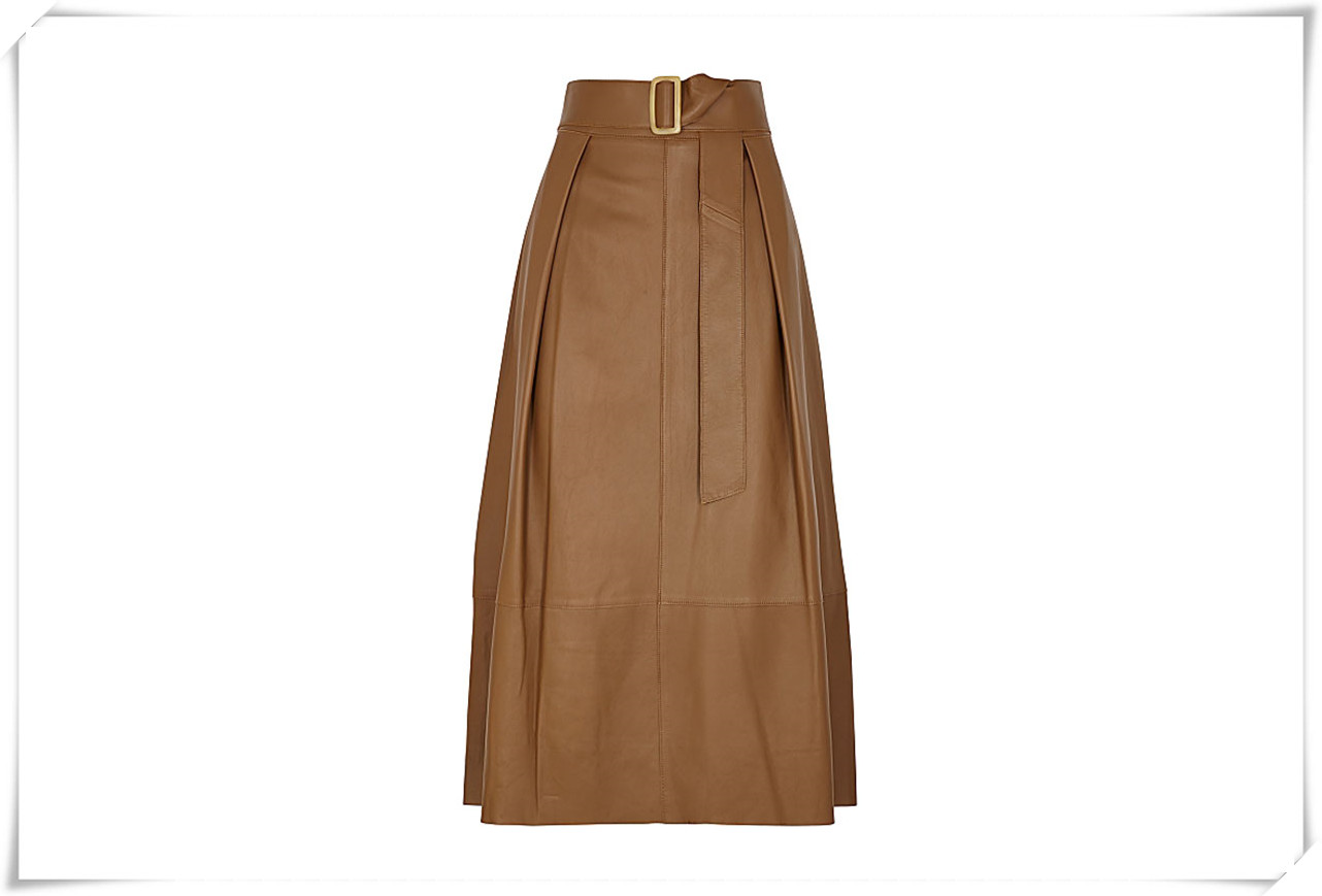 告别全黑穿搭吧!本季的街头女生都用它穿出知性复古时尚感休闲区蓝鸢梦想 - Www.slyday.coM 告别全黑穿搭吧!本季的街头女生都用它穿出知性复古时尚感休闲区蓝鸢梦想 - Www.slyday.coM