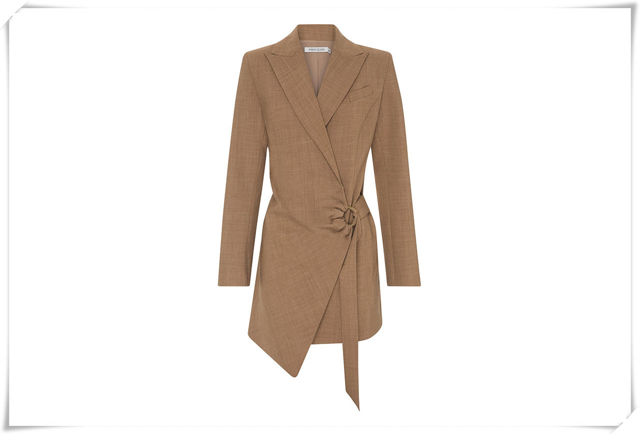 告别全黑穿搭吧!本季的街头女生都用它穿出知性复古时尚感休闲区蓝鸢梦想 - Www.slyday.coM 告别全黑穿搭吧!本季的街头女生都用它穿出知性复古时尚感休闲区蓝鸢梦想 - Www.slyday.coM