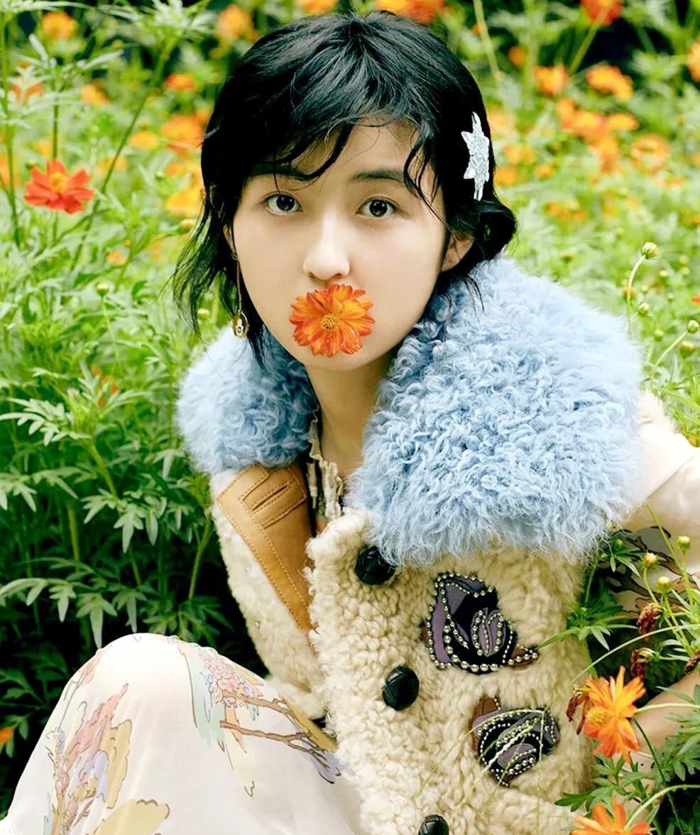 张子枫,清纯可人,俏丽可爱的写真照!__财经头条