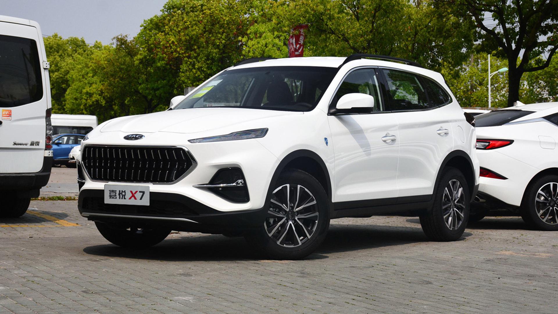 江淮首款全新suv嘉悦x7,采用全新外观设计,售价8.28万元起