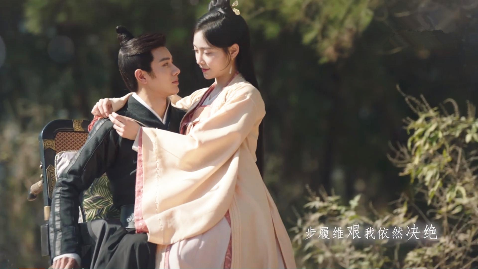 看到张哲瀚表情,绝了!