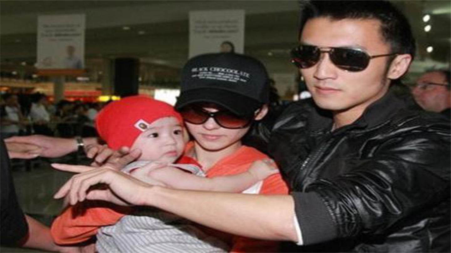 张柏芝三胎和谢家有什么关系?谢霆锋谢贤两父子的反应截然不同