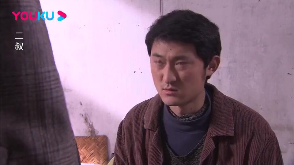 高波骗走二叔的工程款,二叔太霸气,把大铁锤放他头上,高波秒怂