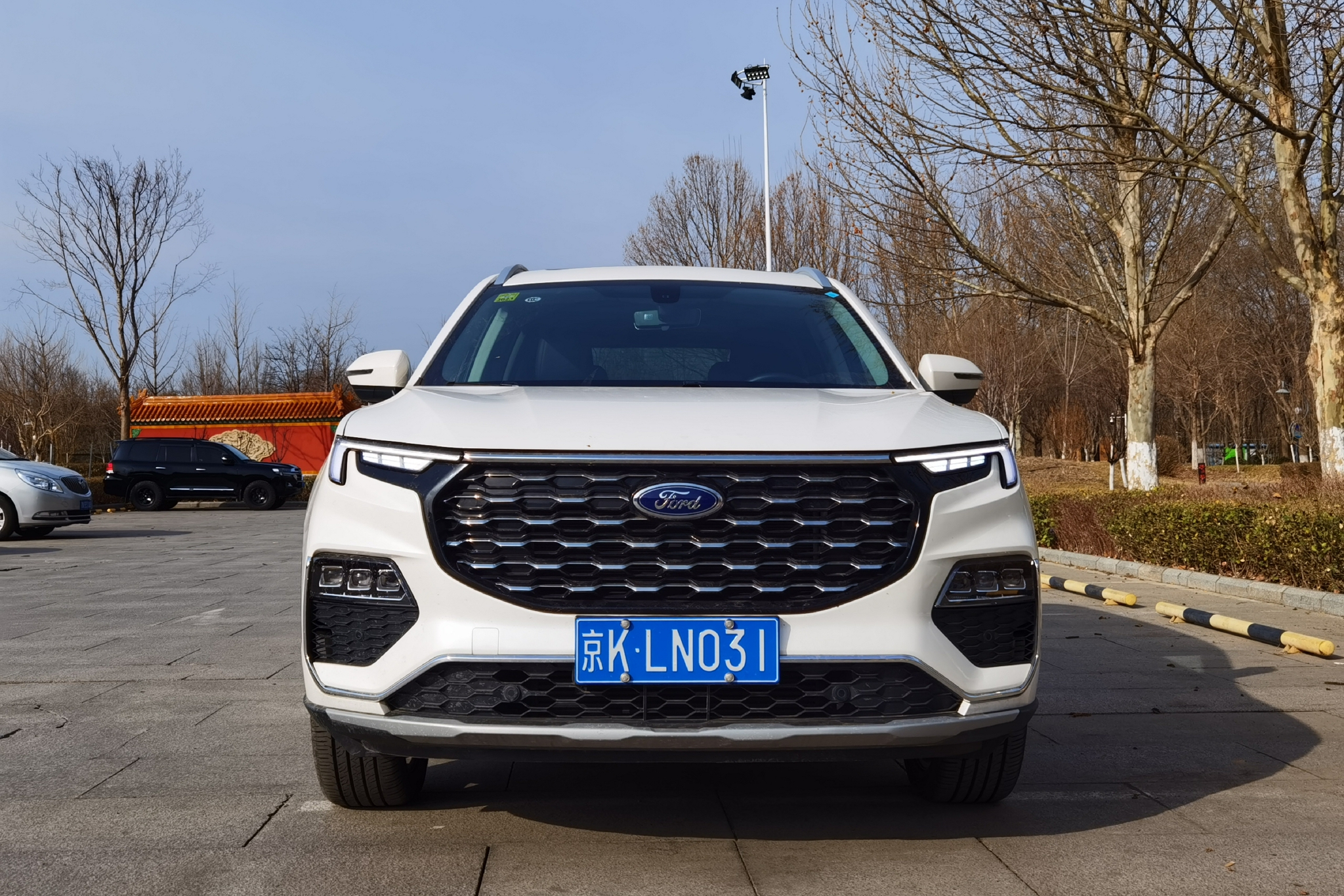 大六座空间本土化设计江铃福特领裕实力顾家