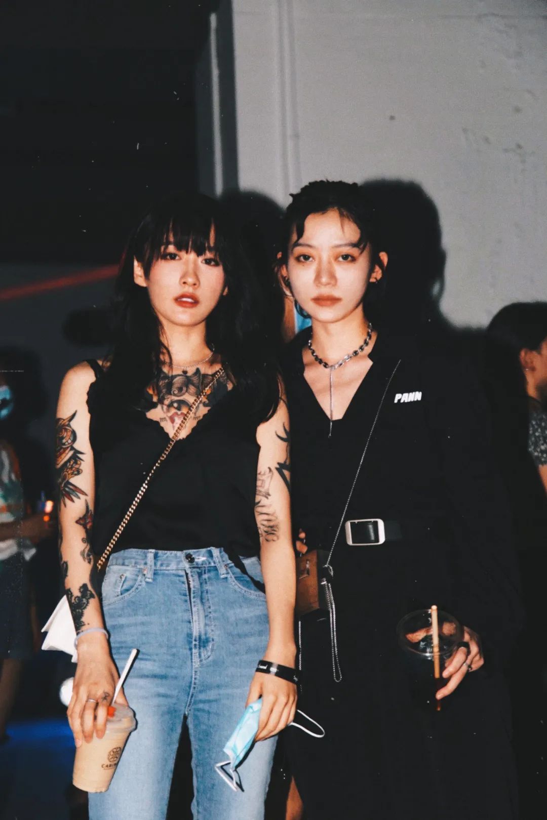 木秦在自己本人的微博发布了新歌《上脑筋的小事》mv,并表示这是自己