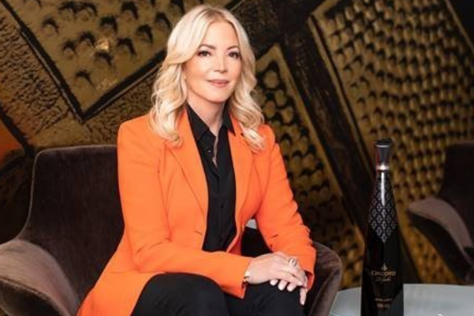 看不出皱纹,nba最美女老板