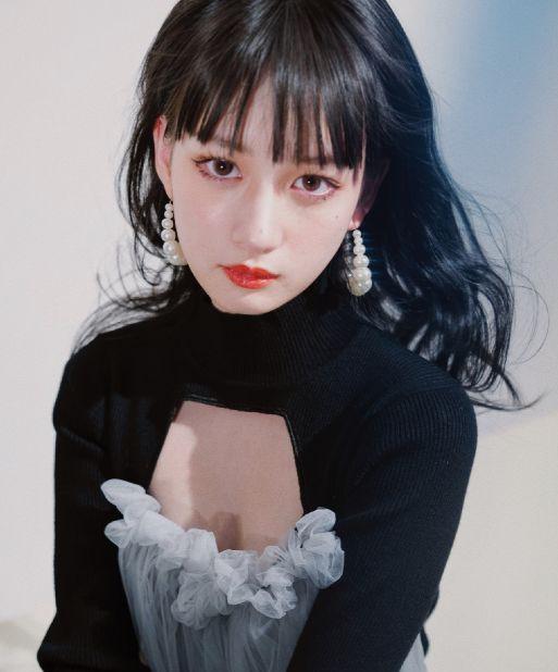 有种"素颜"叫susan,天生一副化妆脸,父母颜值证实纯天然!