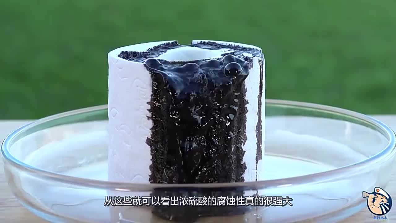 浓硫酸强到没对手老外用光盘实验结果颠覆认知