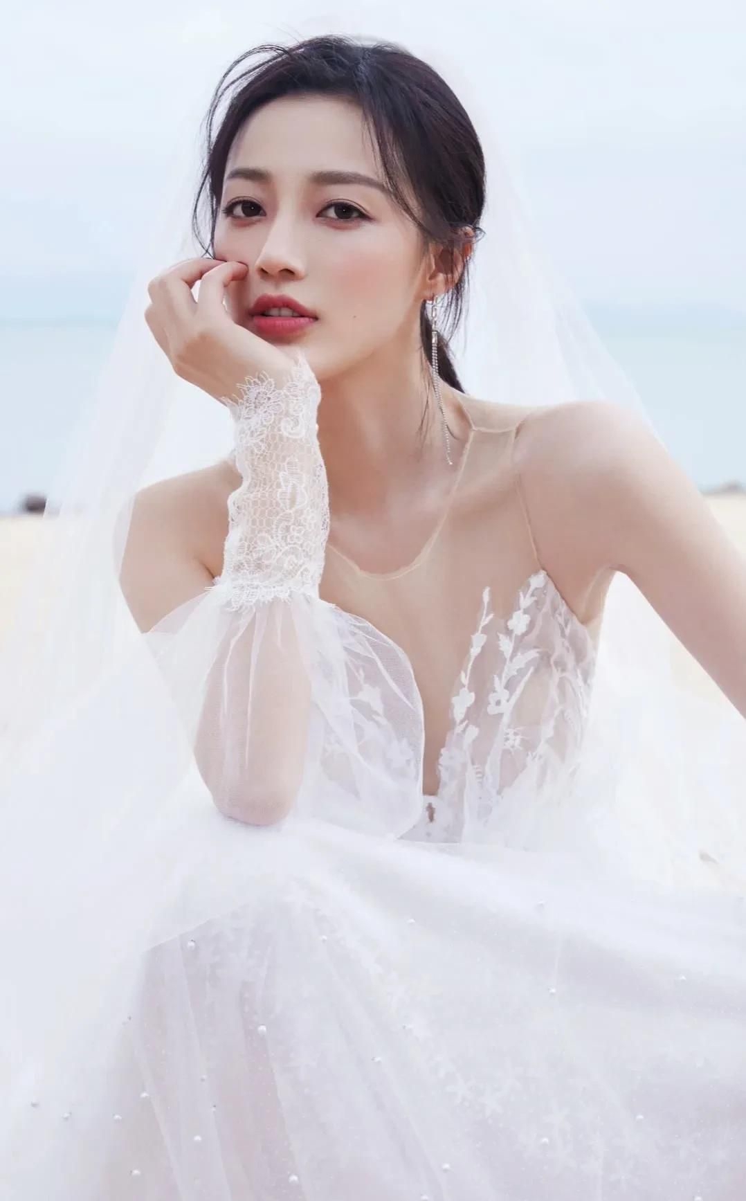 王秀竹高清魅力写真,惊艳迷人!__财经头条