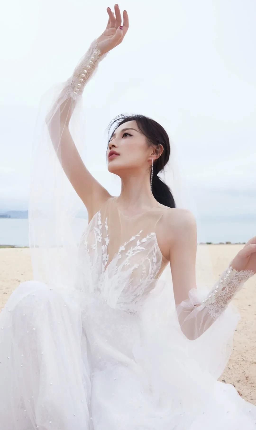 王秀竹高清魅力写真,惊艳迷人!__财经头条