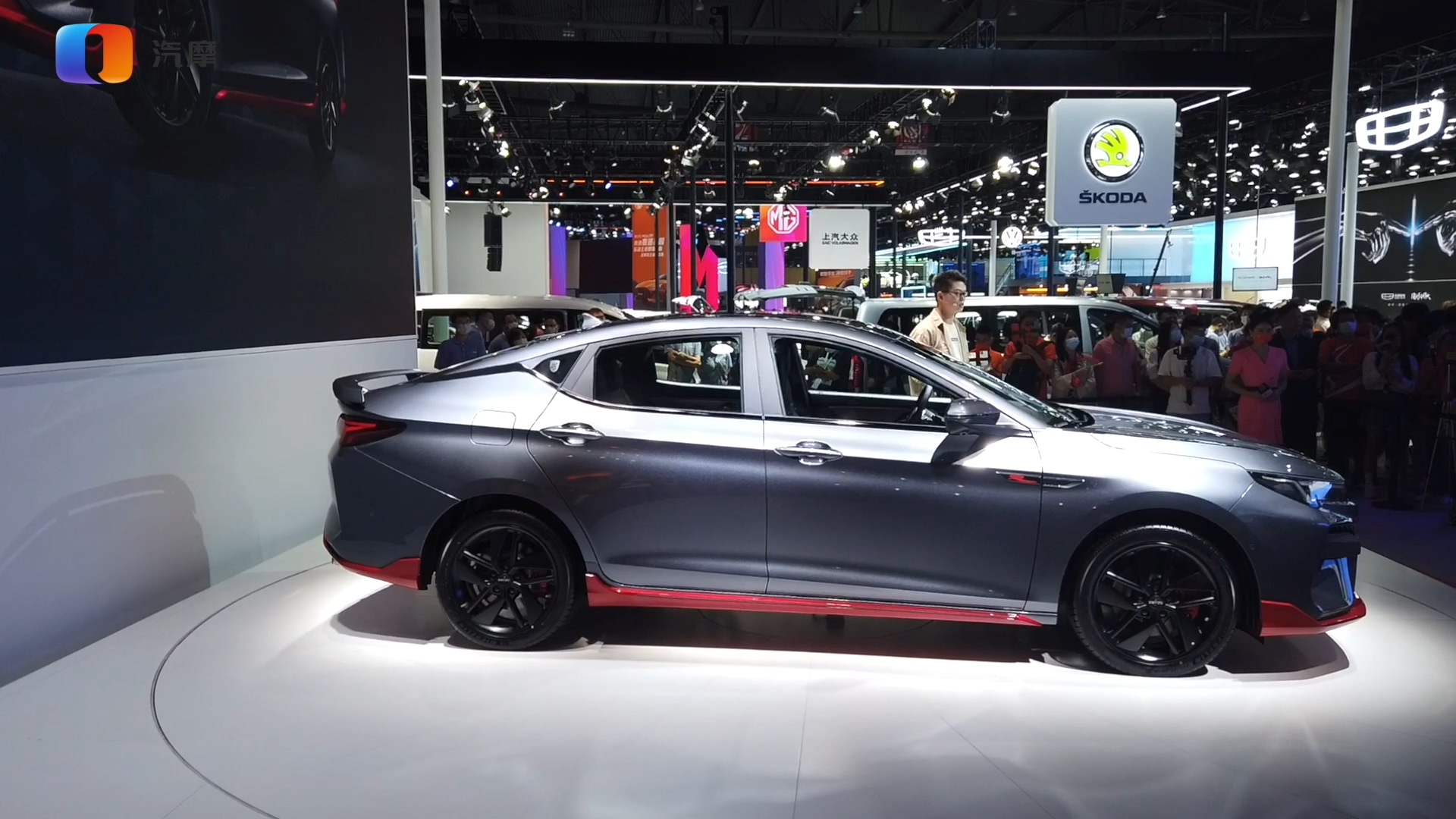 年轻人的第一辆智能轿跑 思皓曜预售发布