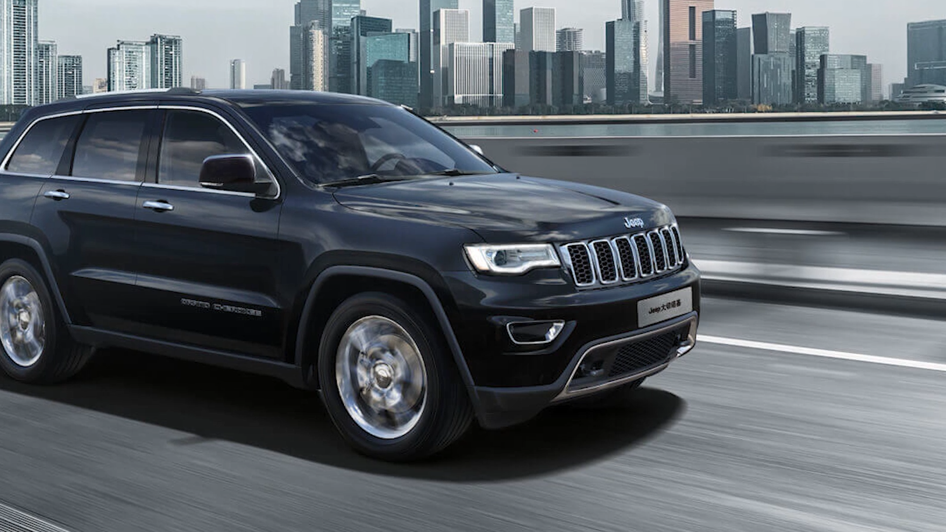 明年引入国内,jeep大切诺基l海外到店,国内现款值得抄底?