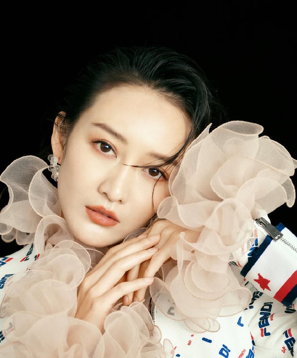 魅力女神刘涛美艳大气