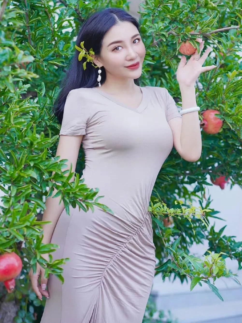 罗梓丹高清魅力写真婀娜动人