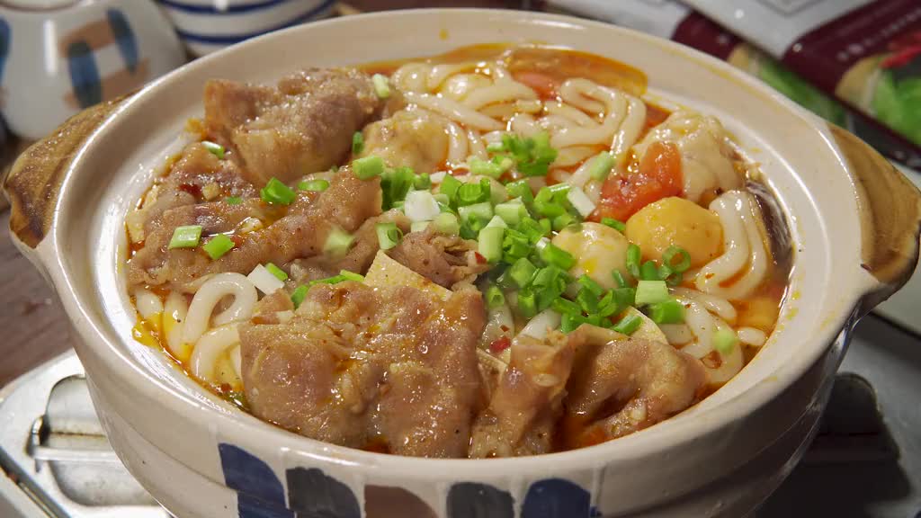不想做饭在家煮一包肥牛土豆粉吃太满足了