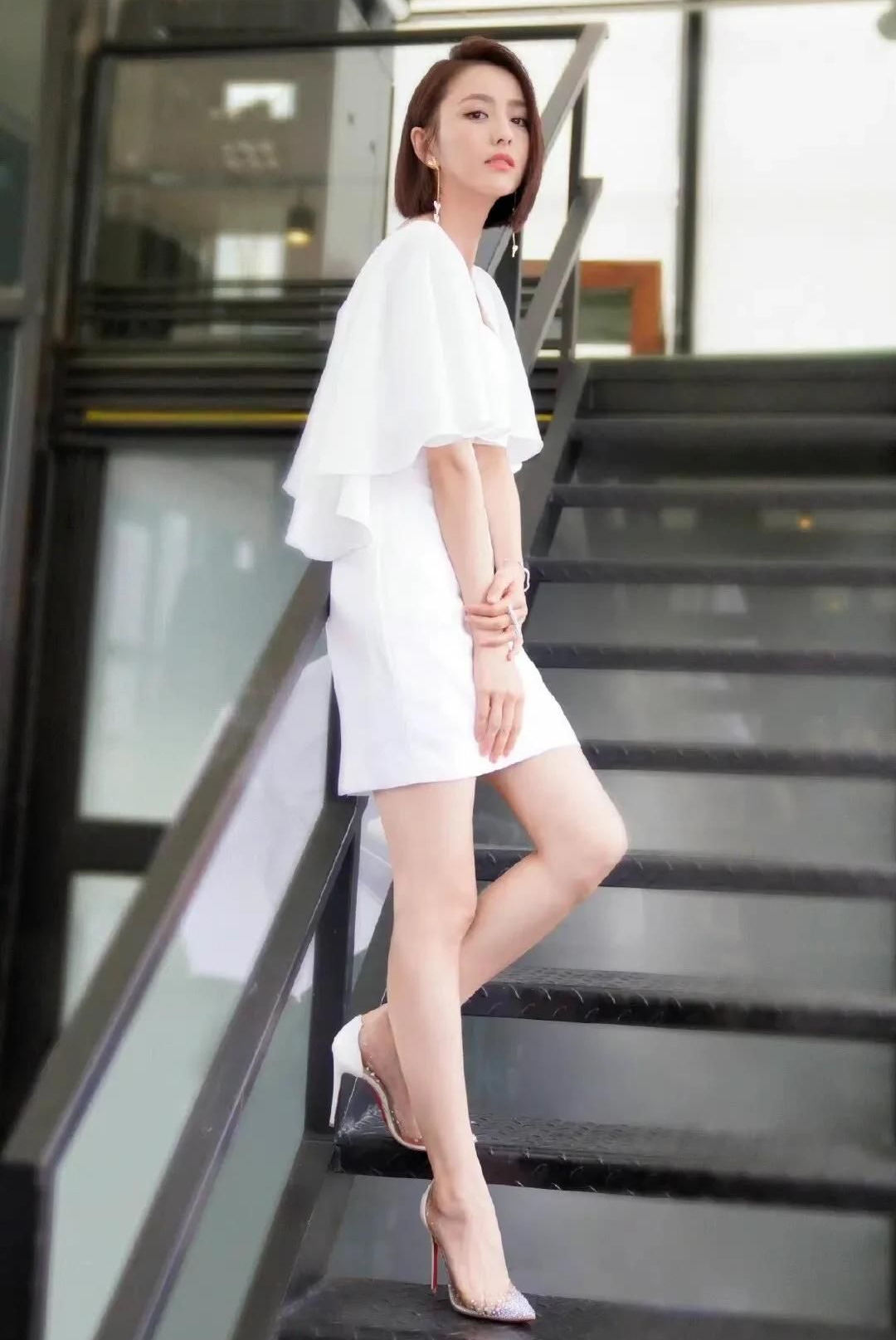 佟丽娅高清优雅迷人写真,精致优雅!