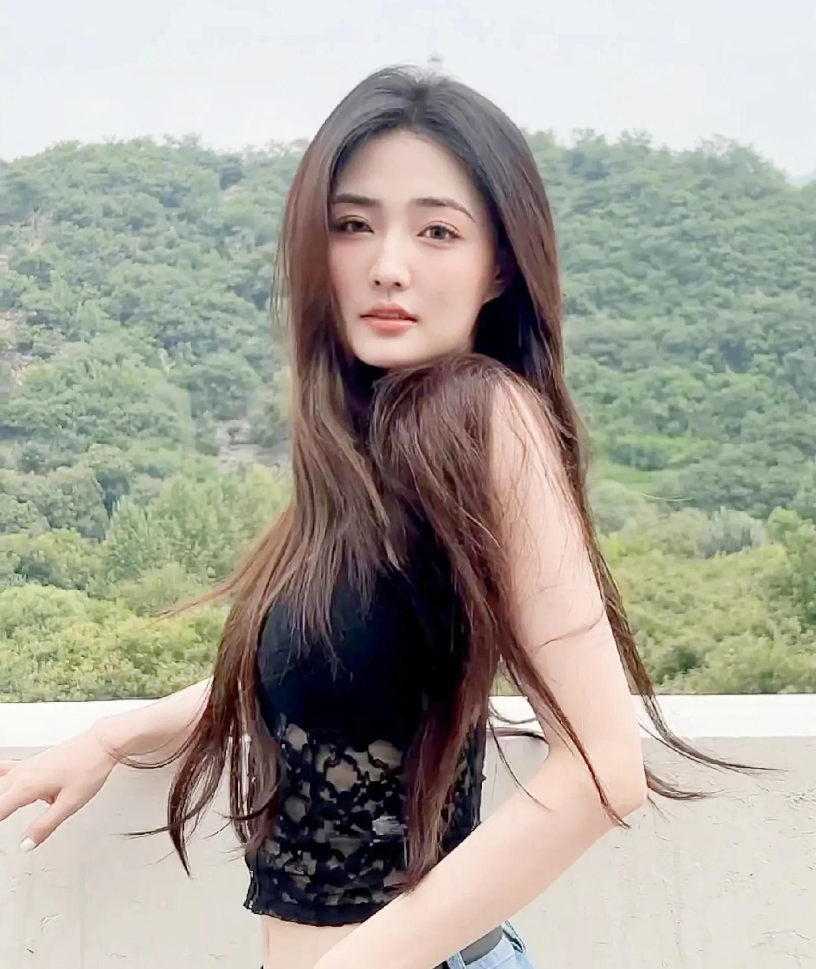 徐璐颜值惊艳,清新灵动,明艳动人!_高清图集_新浪网