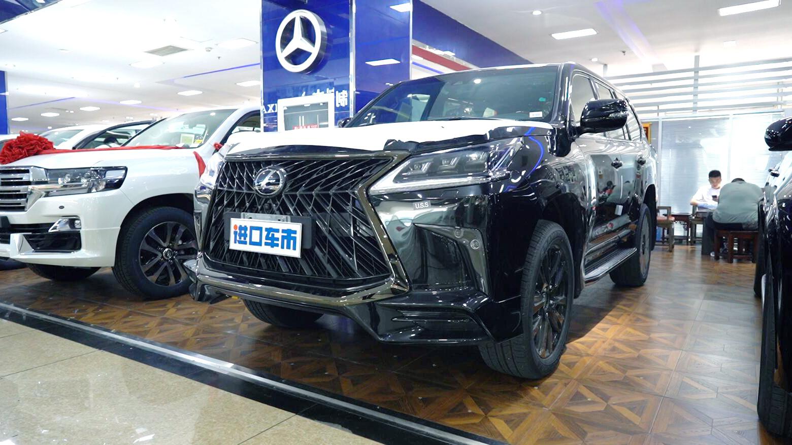 雷克萨斯lx570巅峰黑武士实拍解读 奢华内饰舒适享受