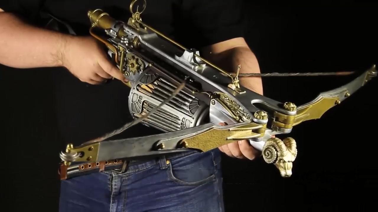 这么夸张的弓弩第一次见就像科幻电影中的装备