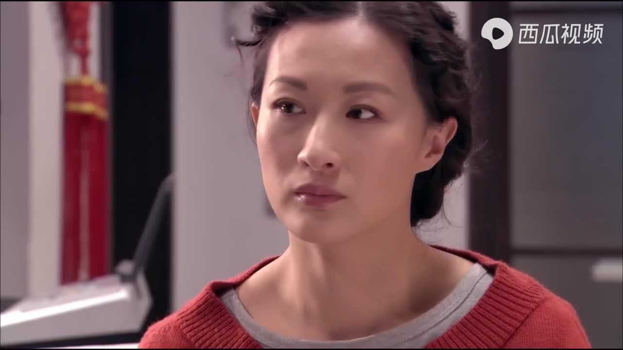 愣头青连夜盗取企业核心,谁料千钧一发之际,竟被沈洁给撞破!