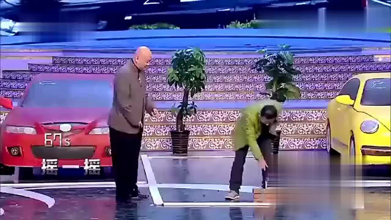 小品《车位:郭冬临 邵峰为抢车位,使劲浑身解数,太不容易了