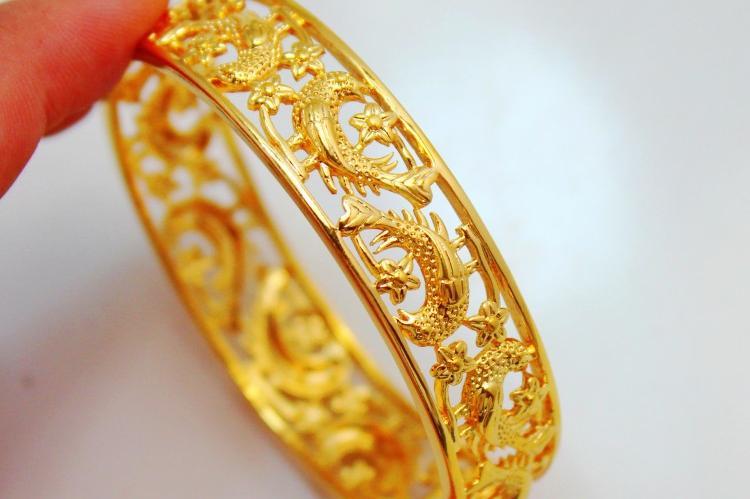 9999黄金价格今天多少一克 f4e2-f6d088347236e0978f6b1288fb3d8ffa.jpg