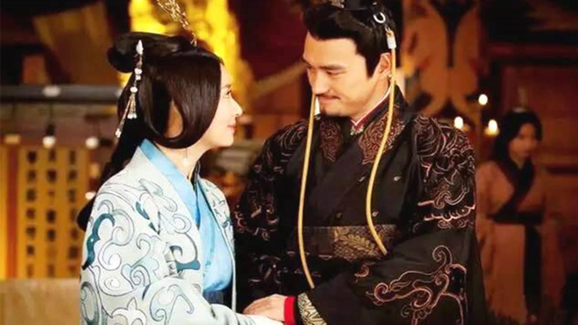 大汉王朝能多延续两百年,这两个女人功不可没,简直是存亡两妇人